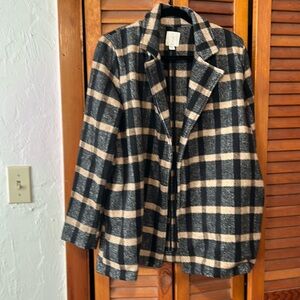 Medium Black & Tan Checkered Coat